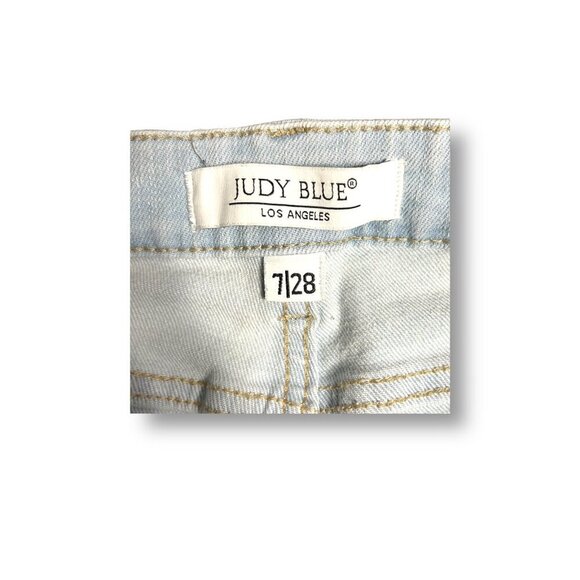 Judy Blue 7/28 Light Wash Capri Jeans Skinny Fit Stretch Denim Cropped Mid Rise - Picture 7 of 11